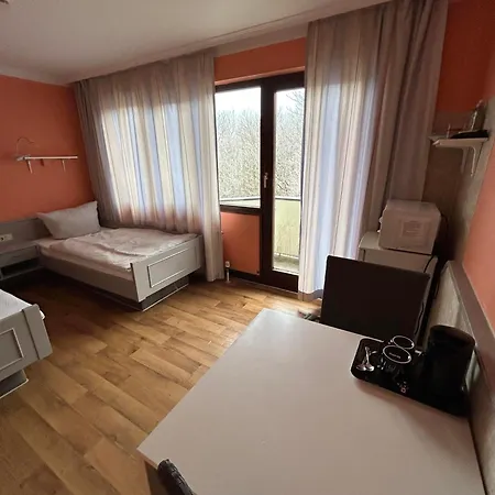 Budget Munich-aubing * Munich