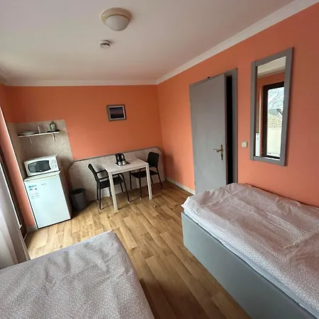 Hostel Budget Munich-aubing *
