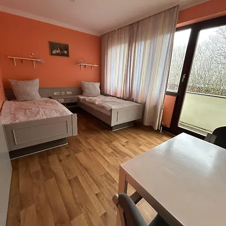Hostel Budget Munich-aubing *