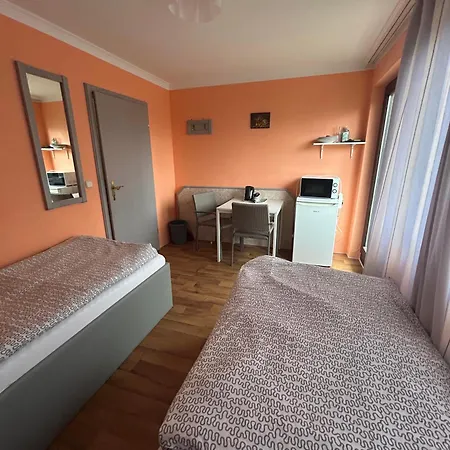 Hostel Budget Munich-aubing