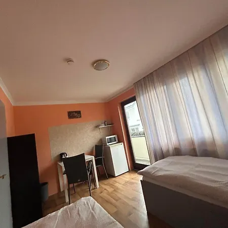 Hostel Budget Munich-aubing Munich