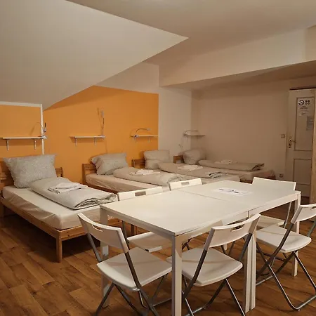 Budget Aubing Apartmenthostel Aub 162 München