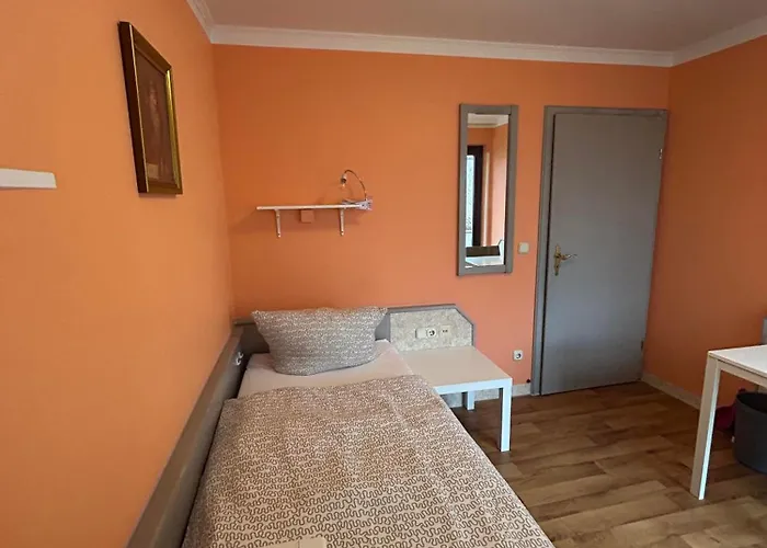2-rent Group Aub162 بيت شباب *