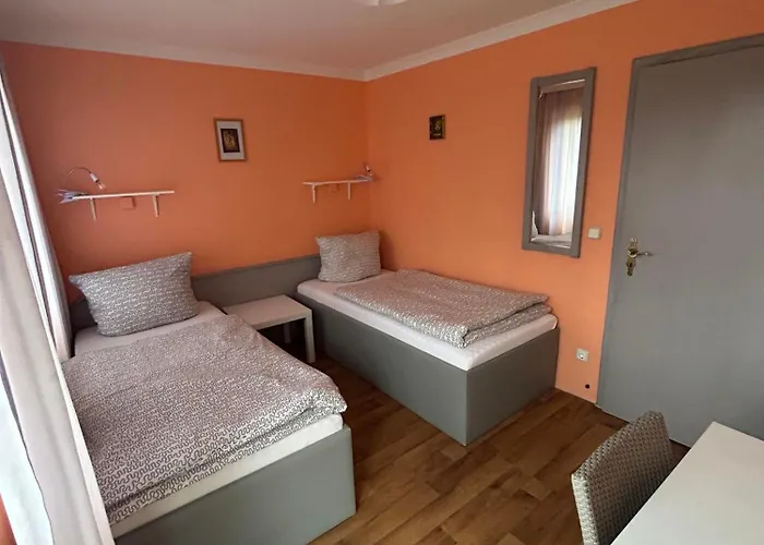 بيت شباب 2-rent Group Aub162 *