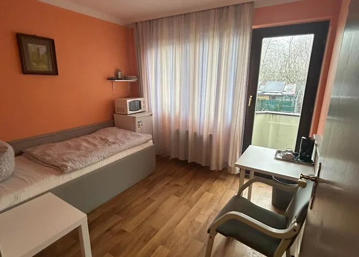 بيت شباب 2-rent Group Aub162