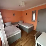 Hostel 2-rent Group Aub162 *