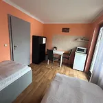 Hostel 2-rent Group Aub162 *