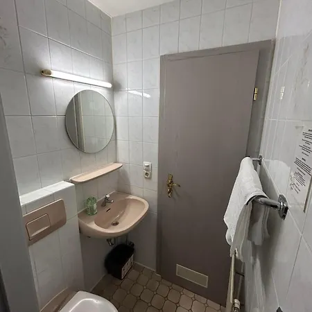 2-rent Group Aub162 *