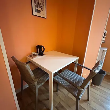 2-rent Group Aub162
