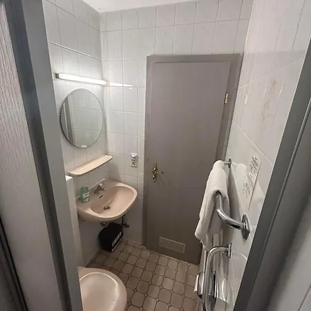 2-rent Group Aub162