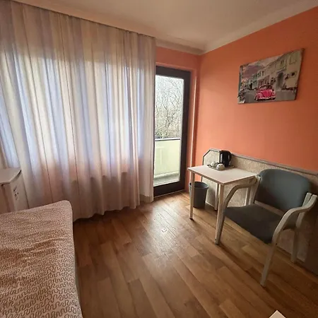 2-rent Group Aub162 * Münih