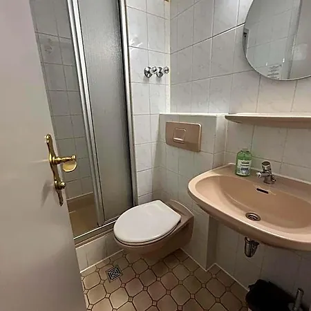 2-rent Group Aub162 Hostel München