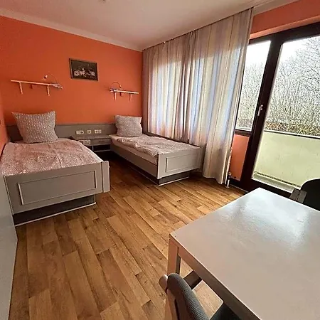 2-rent Group Aub162 Hostel *