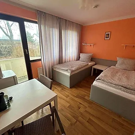Hostel 2-rent Group Aub162 *