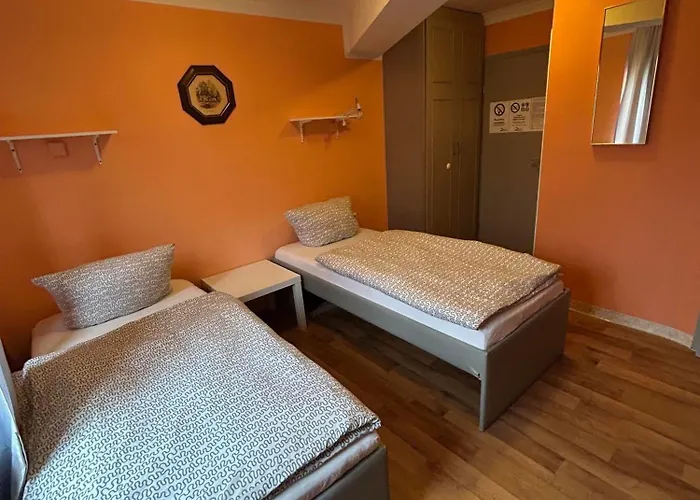 Ostello 2-rent Group Aub162