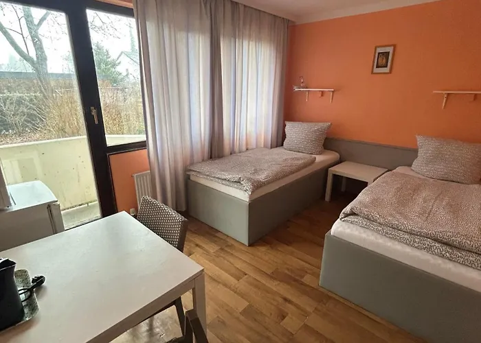 2-rent Group Aub162 ホステル *