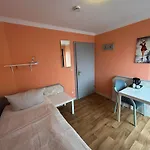 Hostel 2-rent Group Aub162
