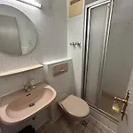 2-rent Group Aub162 Hostel Munich