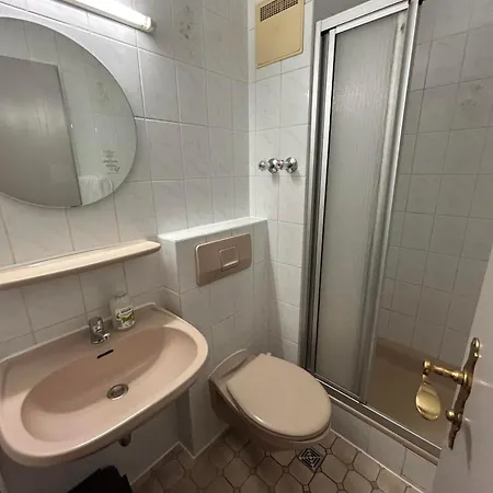 2-rent Group Aub162 Хостел Мюнхен