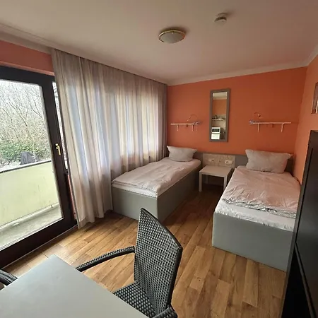 Хостел 2-rent Group Aub162 Мюнхен