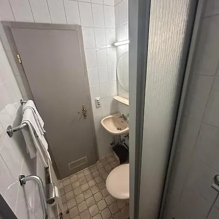 2-rent Group Aub162 *