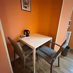 2-rent Group Aub162
